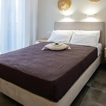 Dilion Parikia (Paros)