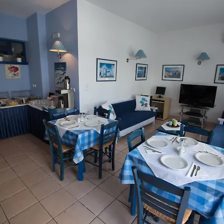 Dilion 2* Парос