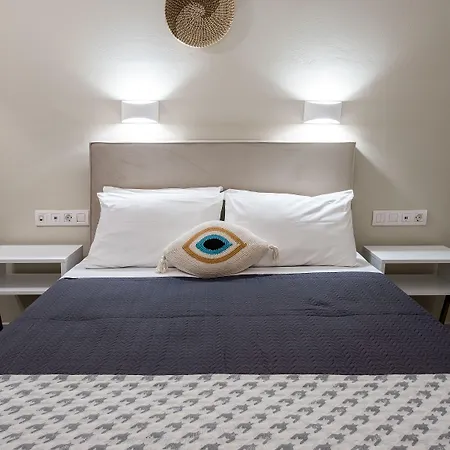 Dilion 2* Парос