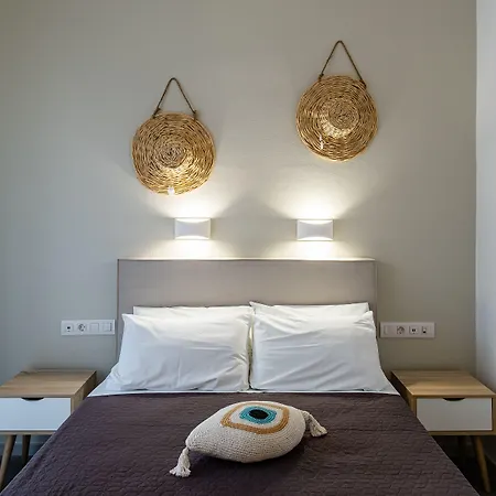 Dilion 2* Парос